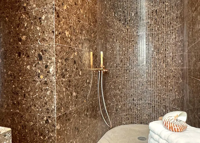 Maison Emeraude Rabo de Peixe