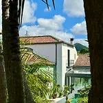 Guest house Maison Emeraude 4*