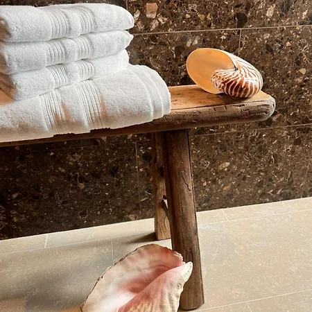 Maison Emeraude Gæstehus 4*