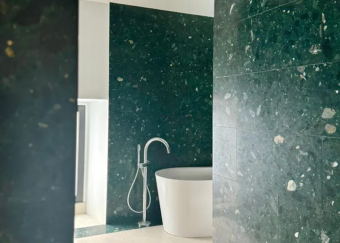 Maison Emeraude Rabo de Peixe